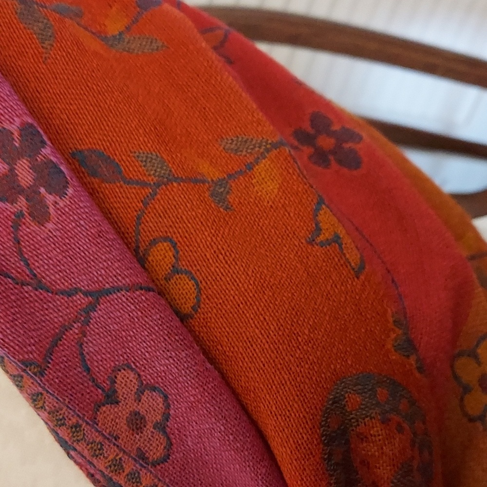 Floral Paisley Wrap Scarf - Picture 3 of 9